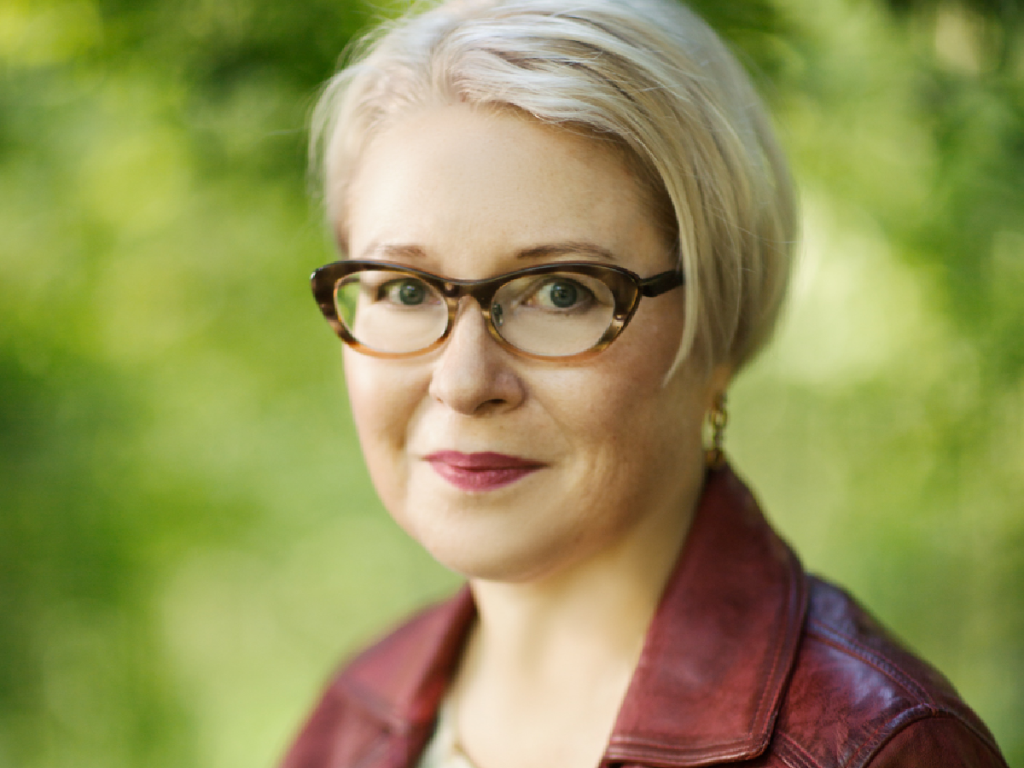 Nimitysuutinen: Vivi Paljakka aloitti viestinnän suunnittelijana