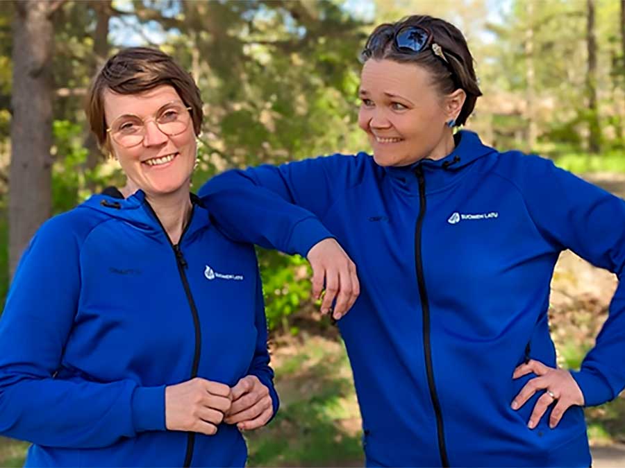 Hyvinvointia ulkoilusta - Suomen latu (kuvassa Virpi Jussila ja Kirsi Uusitalo)