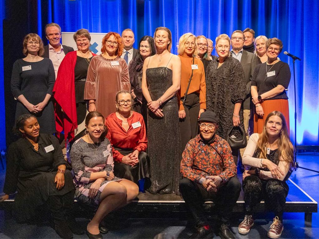 HyTe ry:n 20-vuotisjuhlat (kuvassa HyTen henkilöstö juhlissa)